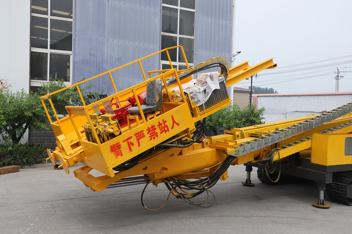 12m錨固鑽(zuan)機